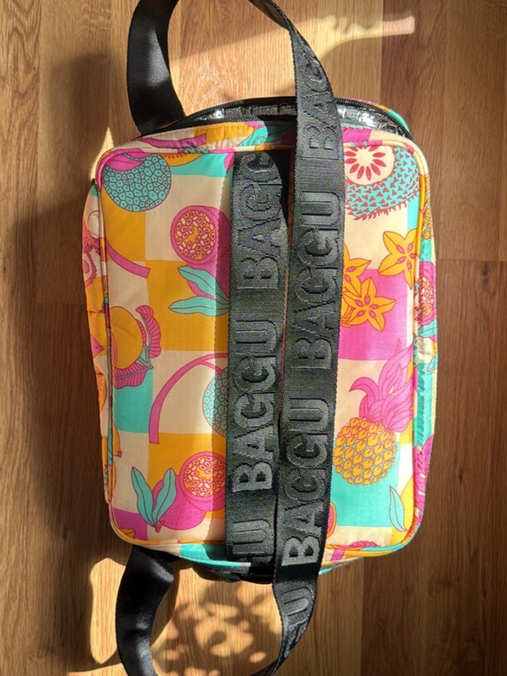 Baggu Large Cooler Bag Limited Edition Hawaiian Fruit